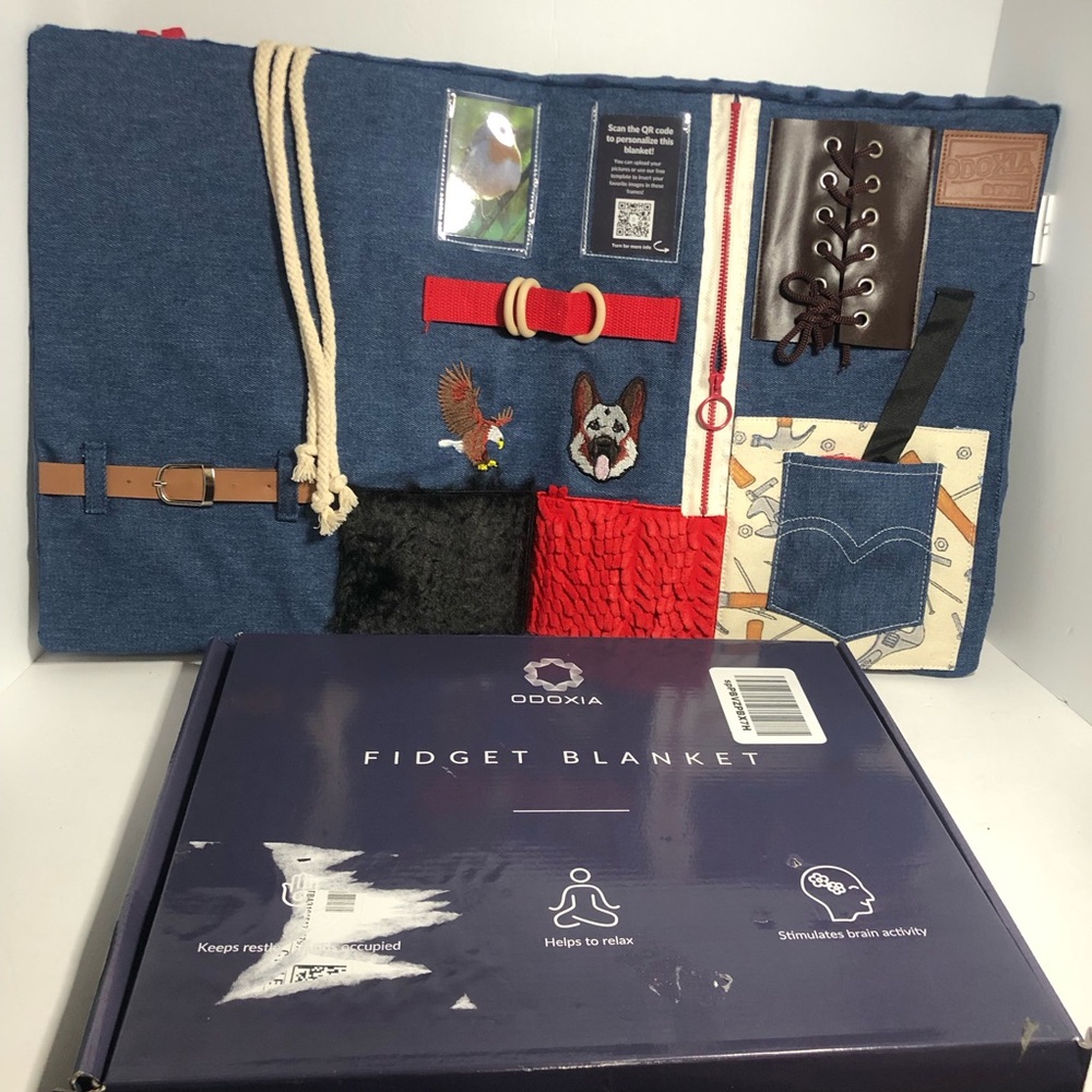 Fidget Blanket For Dementia. Odoxia. Helps To Relax, Stimulates Brain Activity.